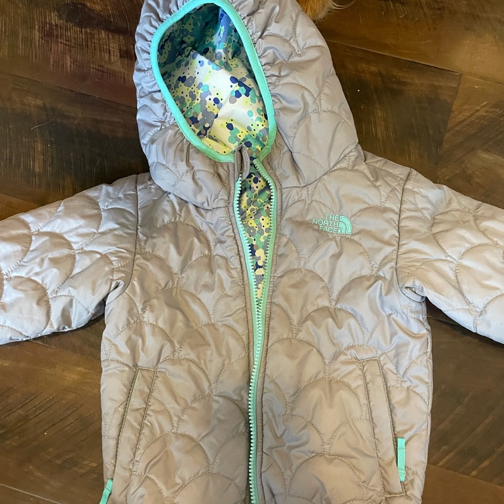 North Face Toddler Girl 3T Reversible Jacket